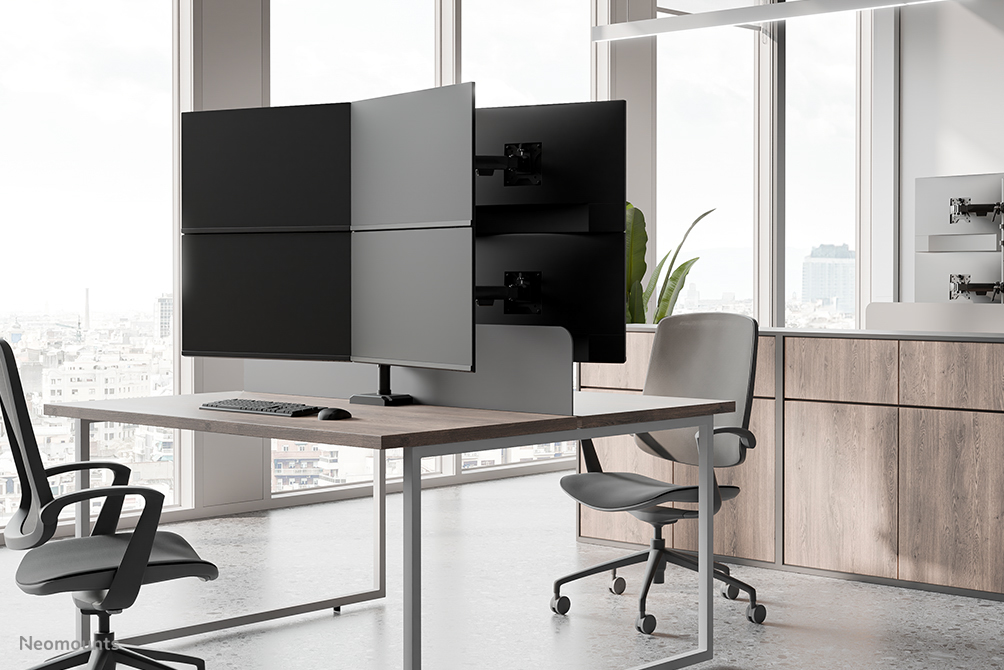 Neomounts DS60-600BL2-2 Quadruple monitorarm voor vier schermen 10-32"